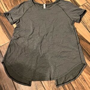 lululemon athletica Gray Short Sleeve Tee